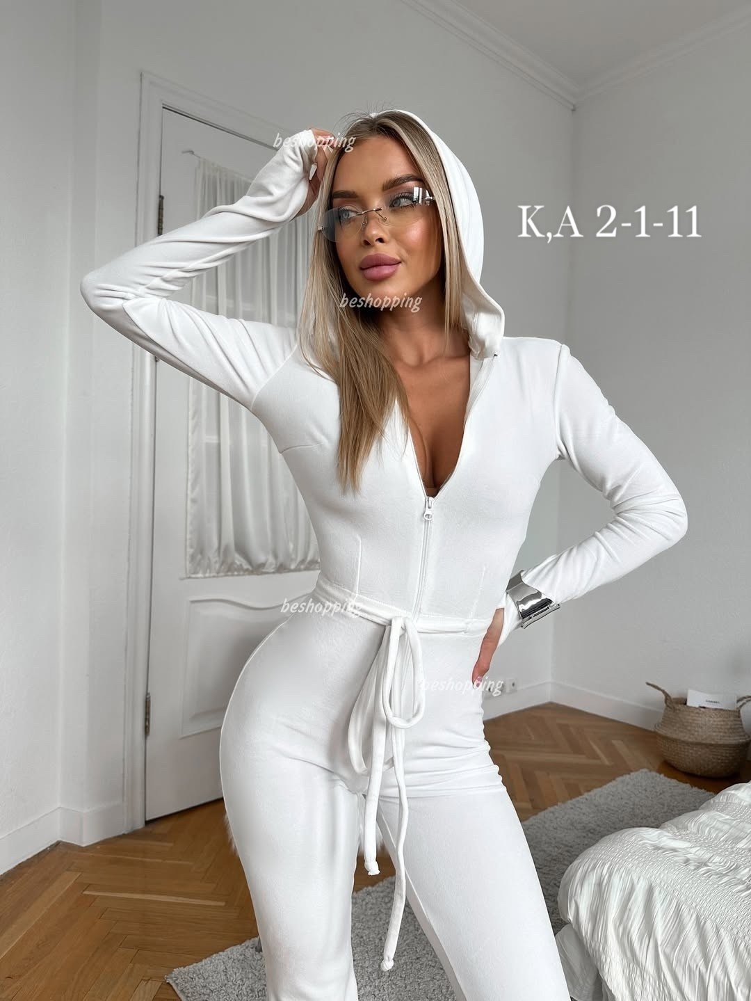 костюм белый,белый брючный костюм,костюмы спортивные,костюм тройка с брюками,женские костюмы