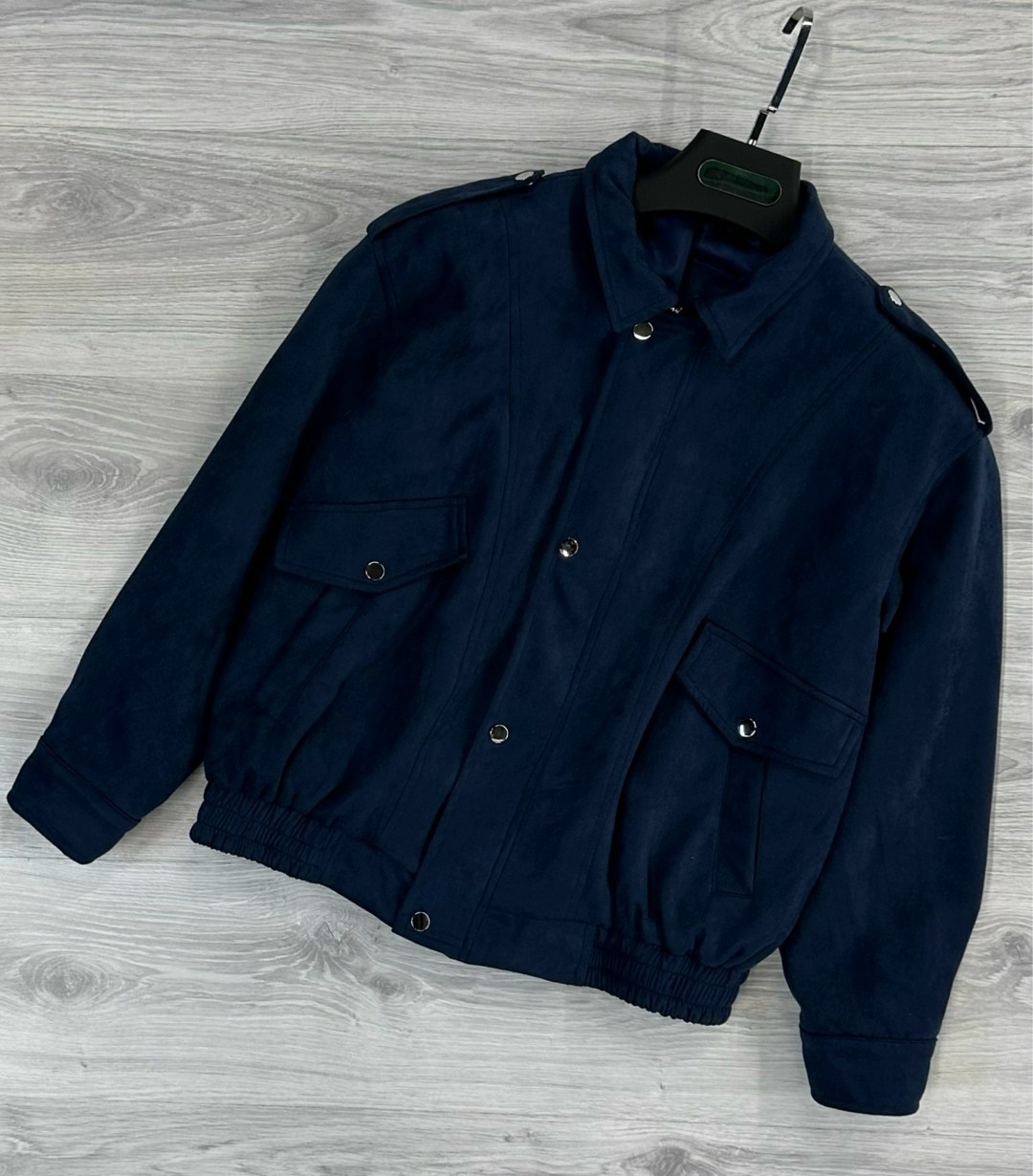 повседневная куртка,куртка с карманом,куртка модная,куртка,легкая куртка