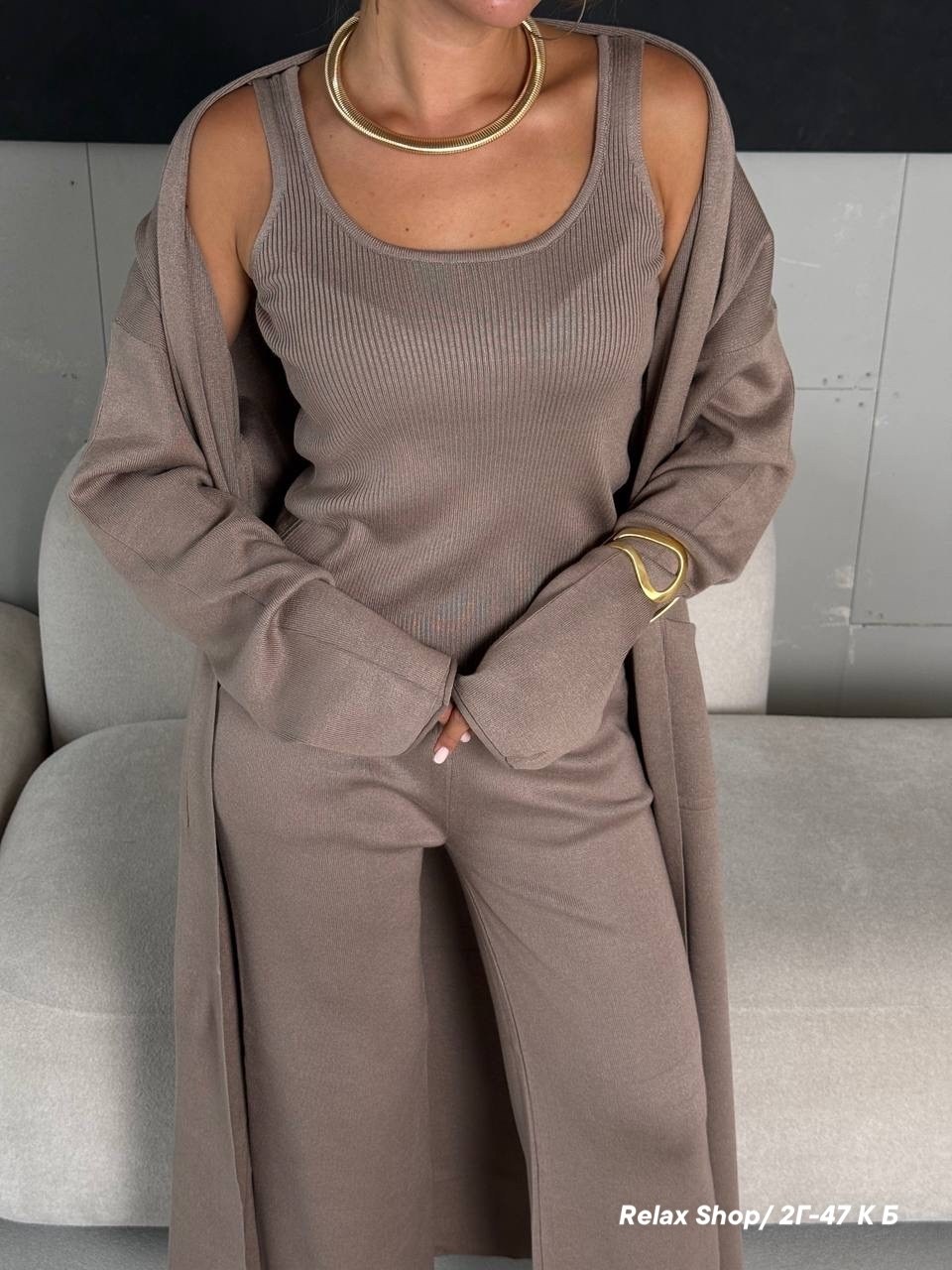 костюмы брючные,женский костюм тройка,трикотажные костюмы,костюмы женские,костюм тройка