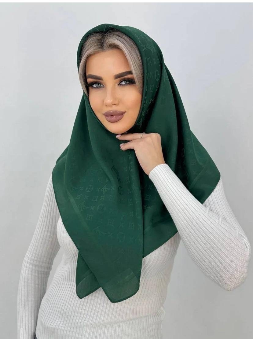 платки шелковый на голову и шею,шелковый однотонный платок,платки и шарфы,платки женские,платки шелковые брендовые на голове