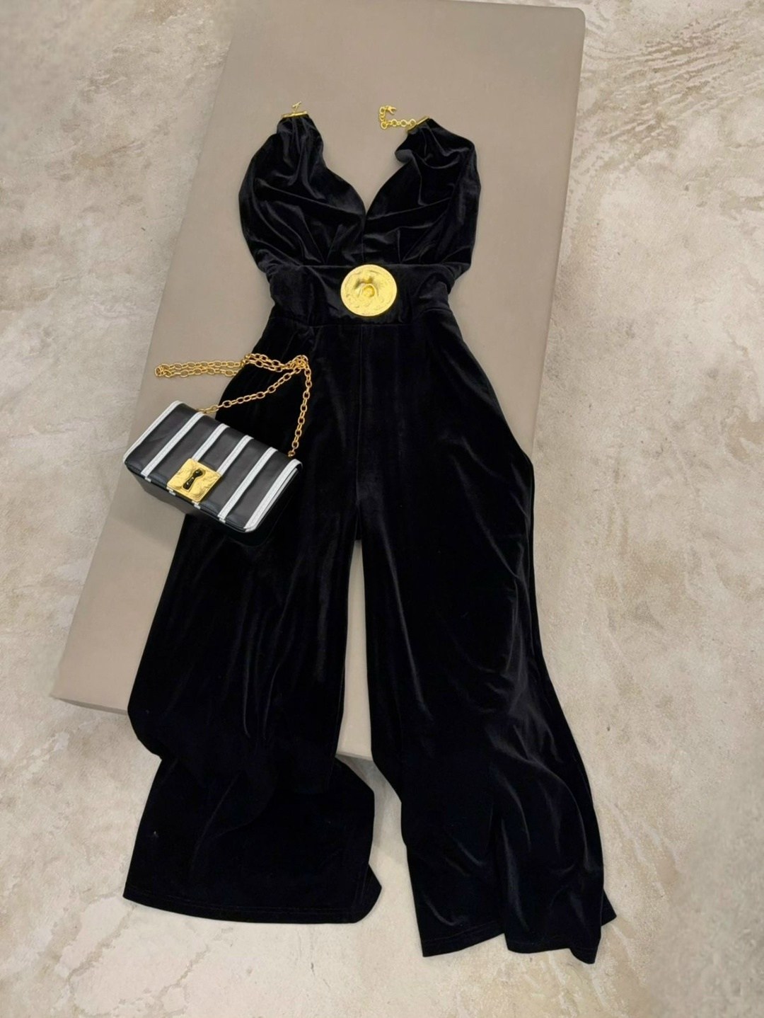 вечерние комбинезоны,женский бархатный комбинезон,женские комбинезоны,комбинезон женский вечерний,элегантные женские комбинезоны