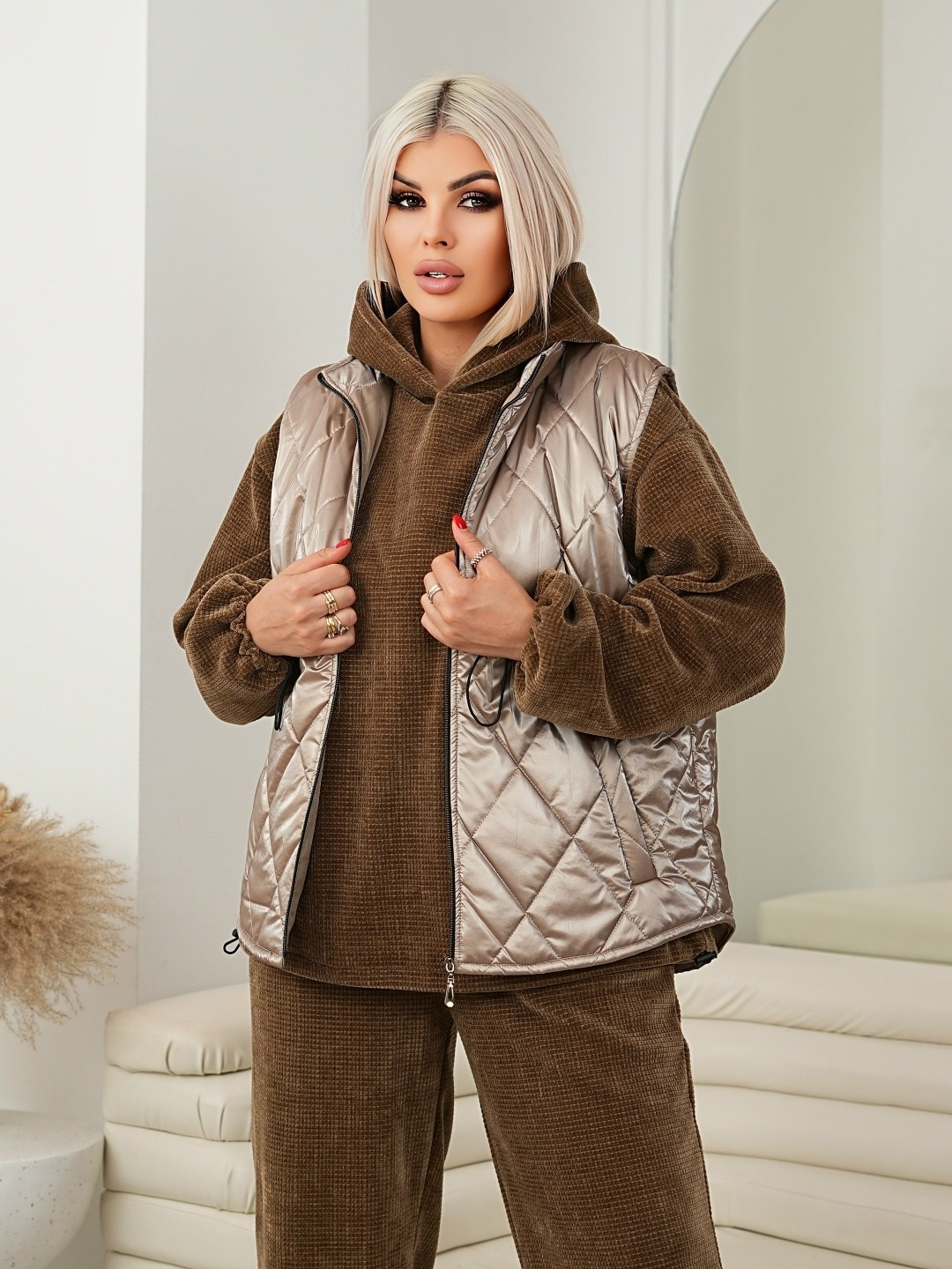 жилетка на синтепоне,жилет стеганый,жилетка женская,демисезонный жилет,жилет