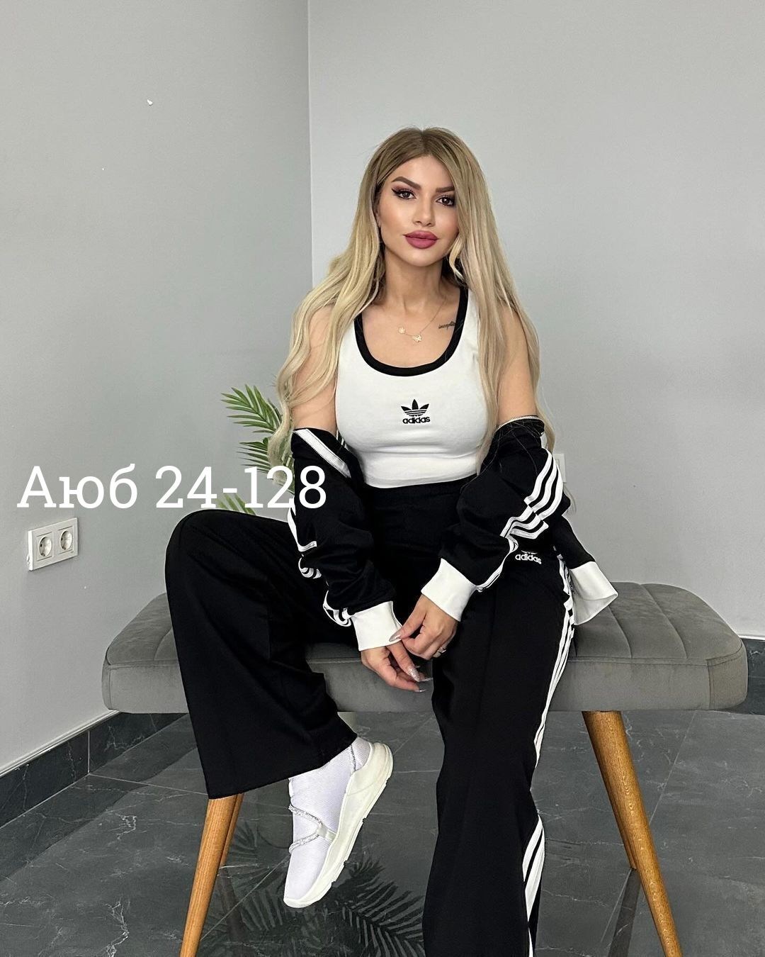 женский спортивный костюм adidas,adidas костюм спортивный,костюмы спортивные женские,спортивные костюмы,спортивные костюмы адидас