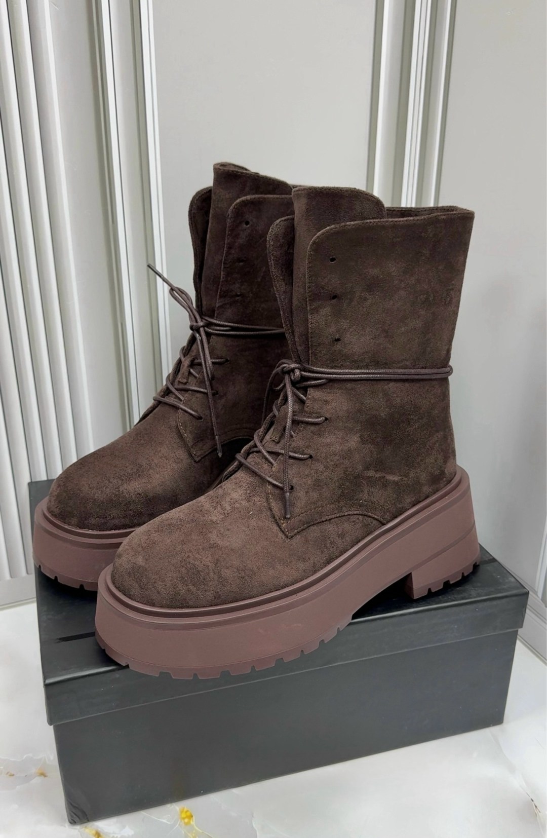 ,женские ботинки,коричневые ботинки,модные ботинки,женская  зимняя