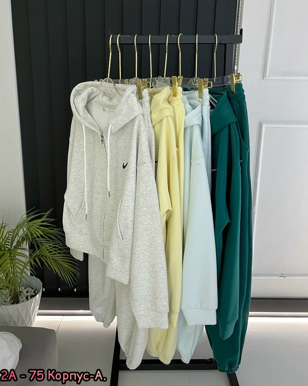 костюм спортивный на флисе,спортивные костюм,костюм на флисе,женский костюм на флисе,спортивные костюмы женские