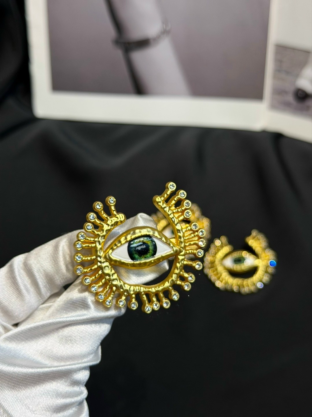 брошь глаз,серьги глаз,стильная брошь,бижутерия броши,ювелирная брошь