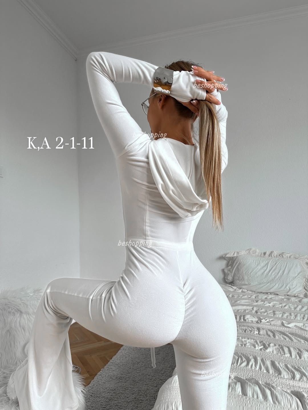 костюм белый,белый брючный костюм,костюмы спортивные,костюм тройка с брюками,женские костюмы