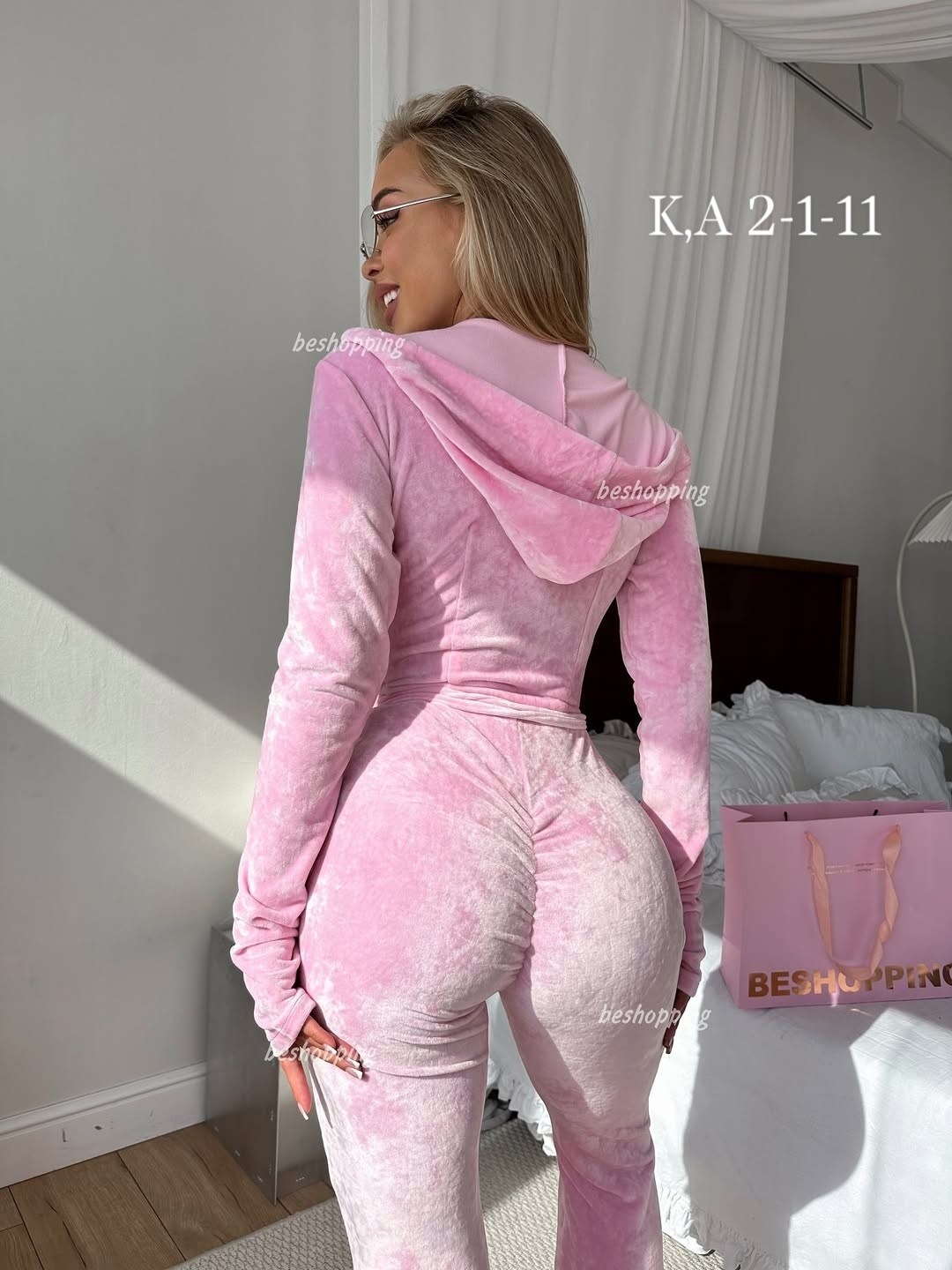 велюровые костюмы,женский велюровый костюм,велюровый костюм тройка женский,велюровый комбинезон,велюровый спортивная костюм