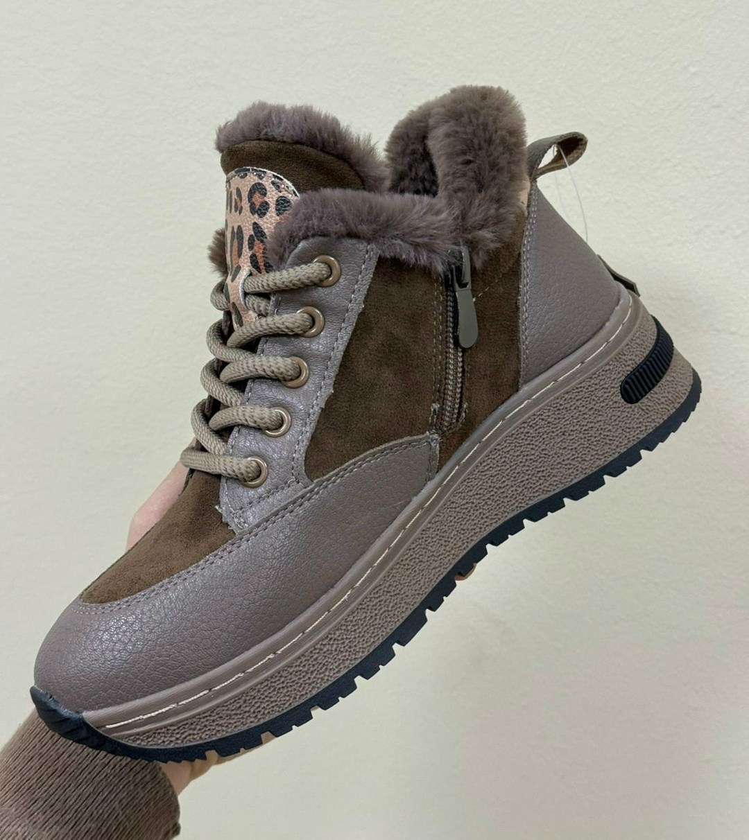 ,женские ботинки,зимние женские кроссовки,кроссовки женские зимние с мехом, женская зимняя