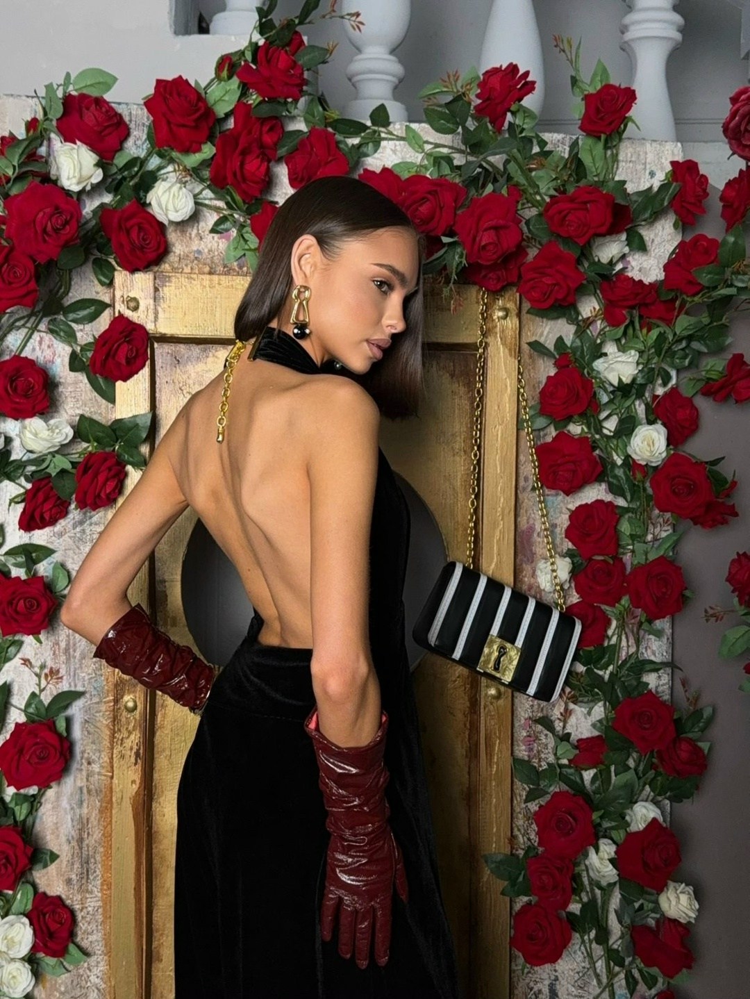 вечерние комбинезоны,женский бархатный комбинезон,женские комбинезоны,комбинезон женский вечерний,элегантные женские комбинезоны