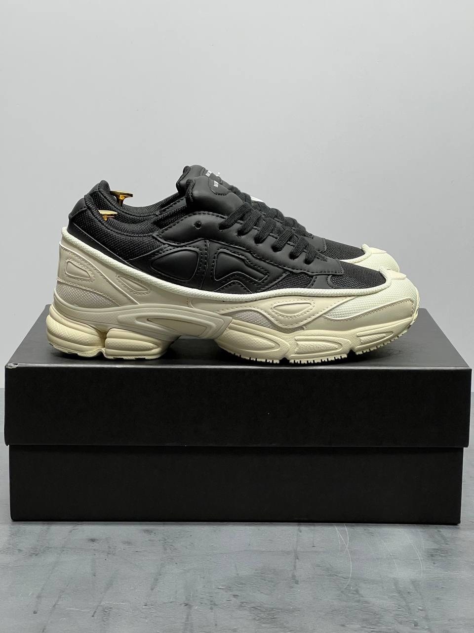 adidas raf simons ozweego,adidas raf simons ozweego 3,adidas raf simons ozweego 2,adidas raf simons ozweego 3 cream white,raf simons ozweego 3 cream white