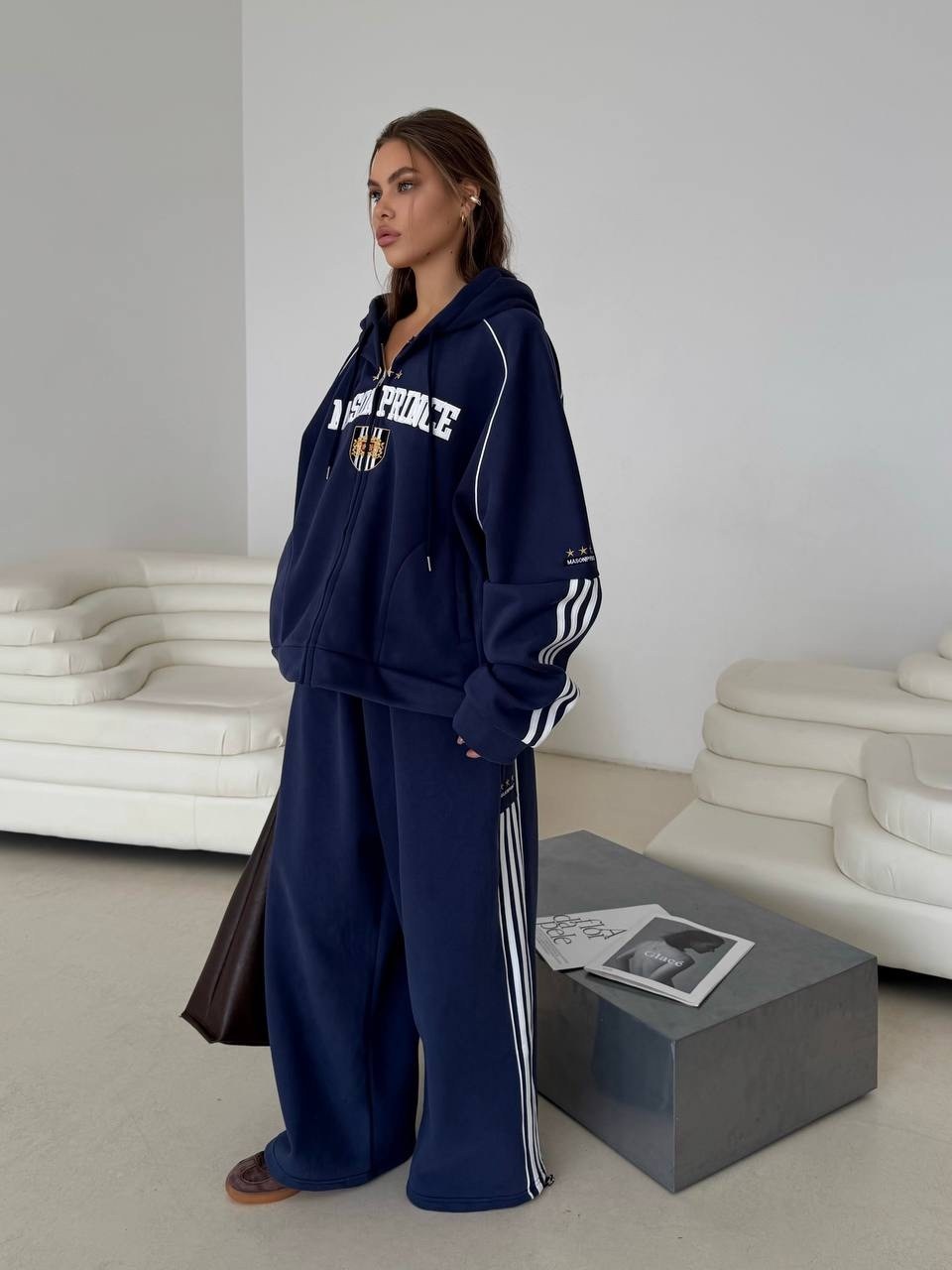 костюм спортивный с,костюмы спортивные женские,стильный костюм,трикотажные костюмы,костюм со штанами