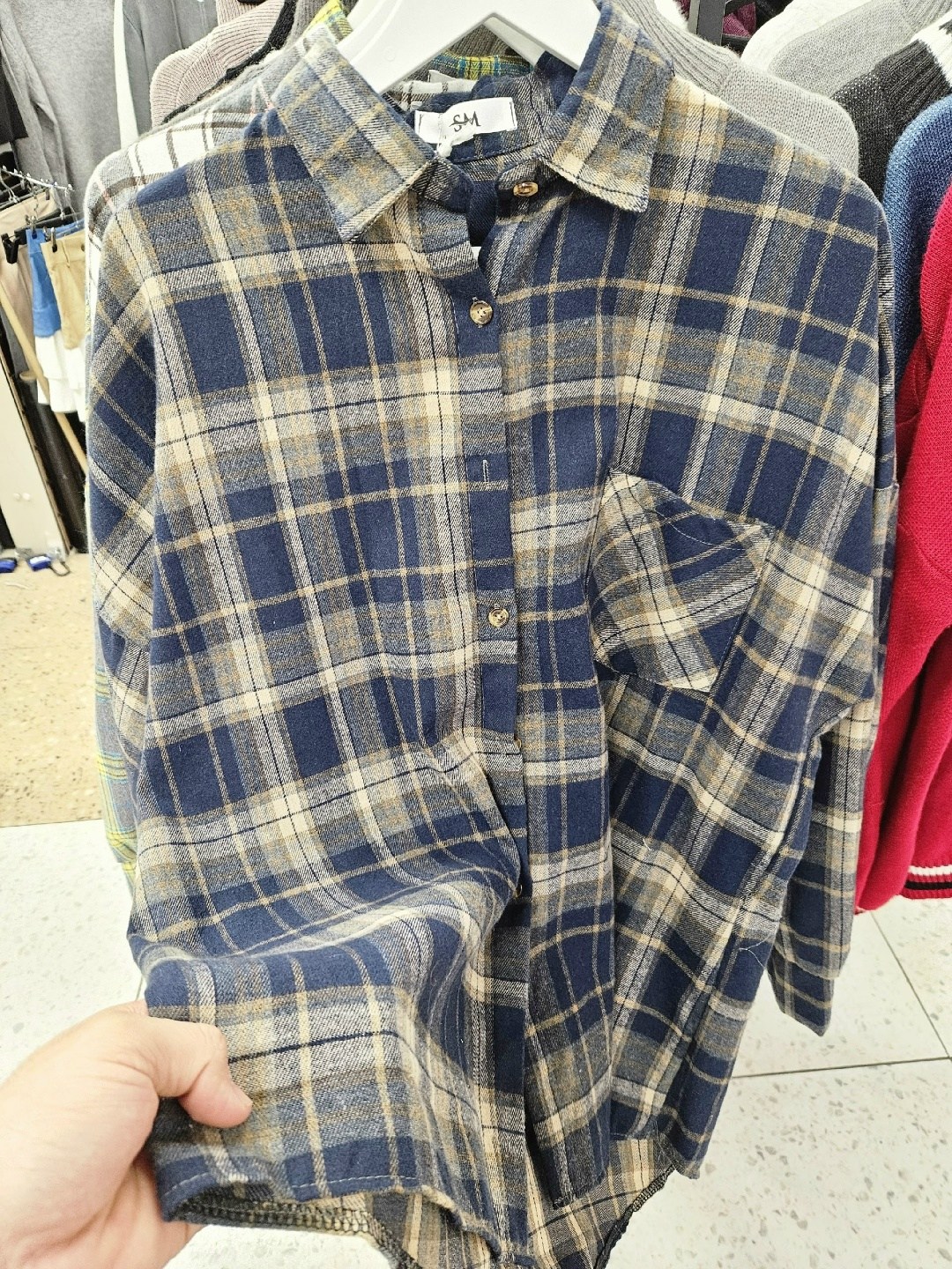 рубашка оверсайз в клетку теплая,женская рубашка в клетку,рубашка оверсайз в клетку,клетчатая рубашка женская,рубашка в клетку