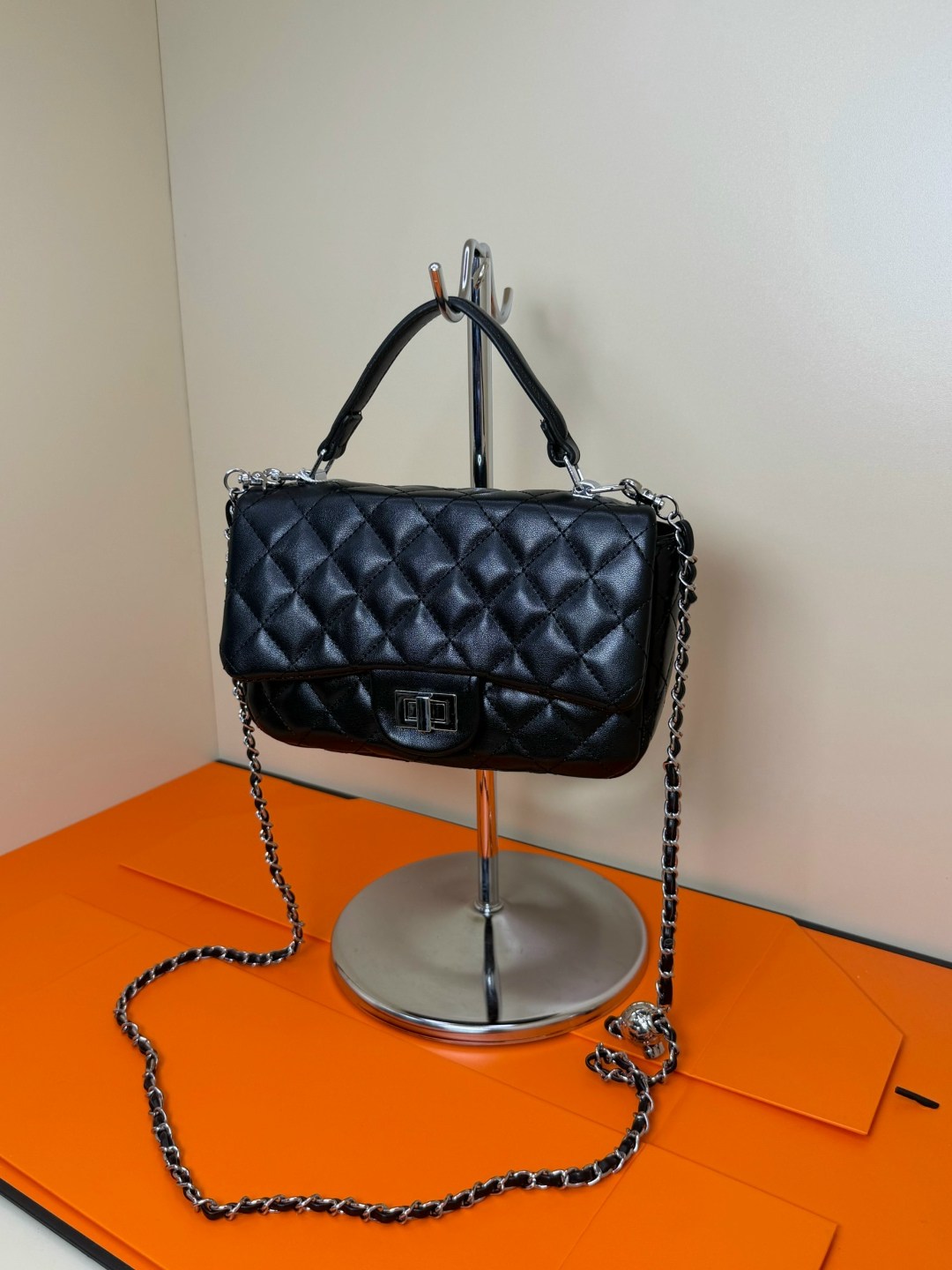 сумка шанель,сумка chanel,женские сумки chanel,сумка шанель оригинал,сумочка шанель