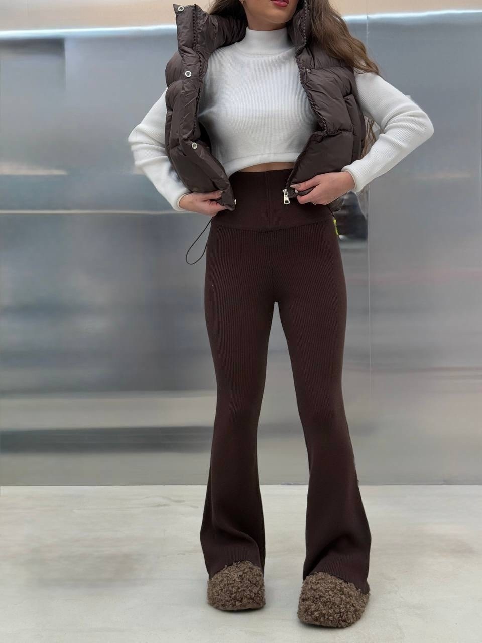 трикотажные брюки,трикотажные брюки клеш,брюки клеш,широкие брюки женские,легинсы клеш