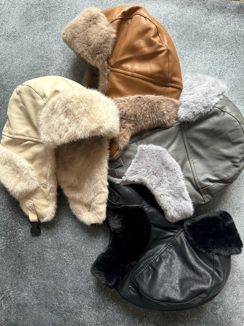 девушка,зимняя мода,одежда зимняя,зимний стиль одежды,зимние шапки