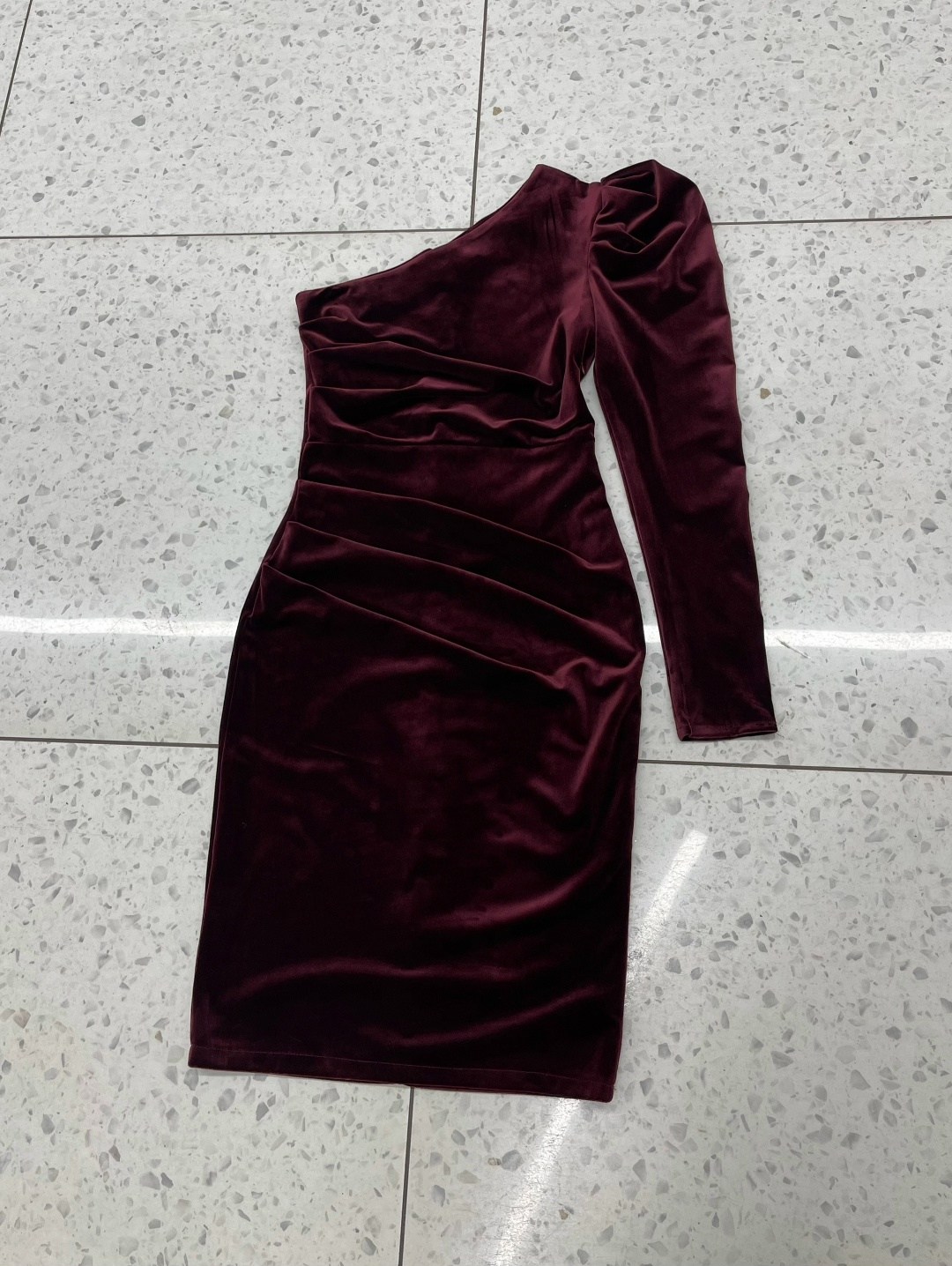 бархатное платье,платье женская,вечернее платье,облегающее платье,красное бархатное платье