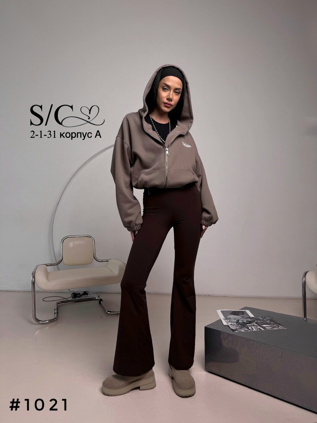 брюки женские клеш,спортивные костюмы женские,костюм с брюками,стильные костюмы,спортивные костюм