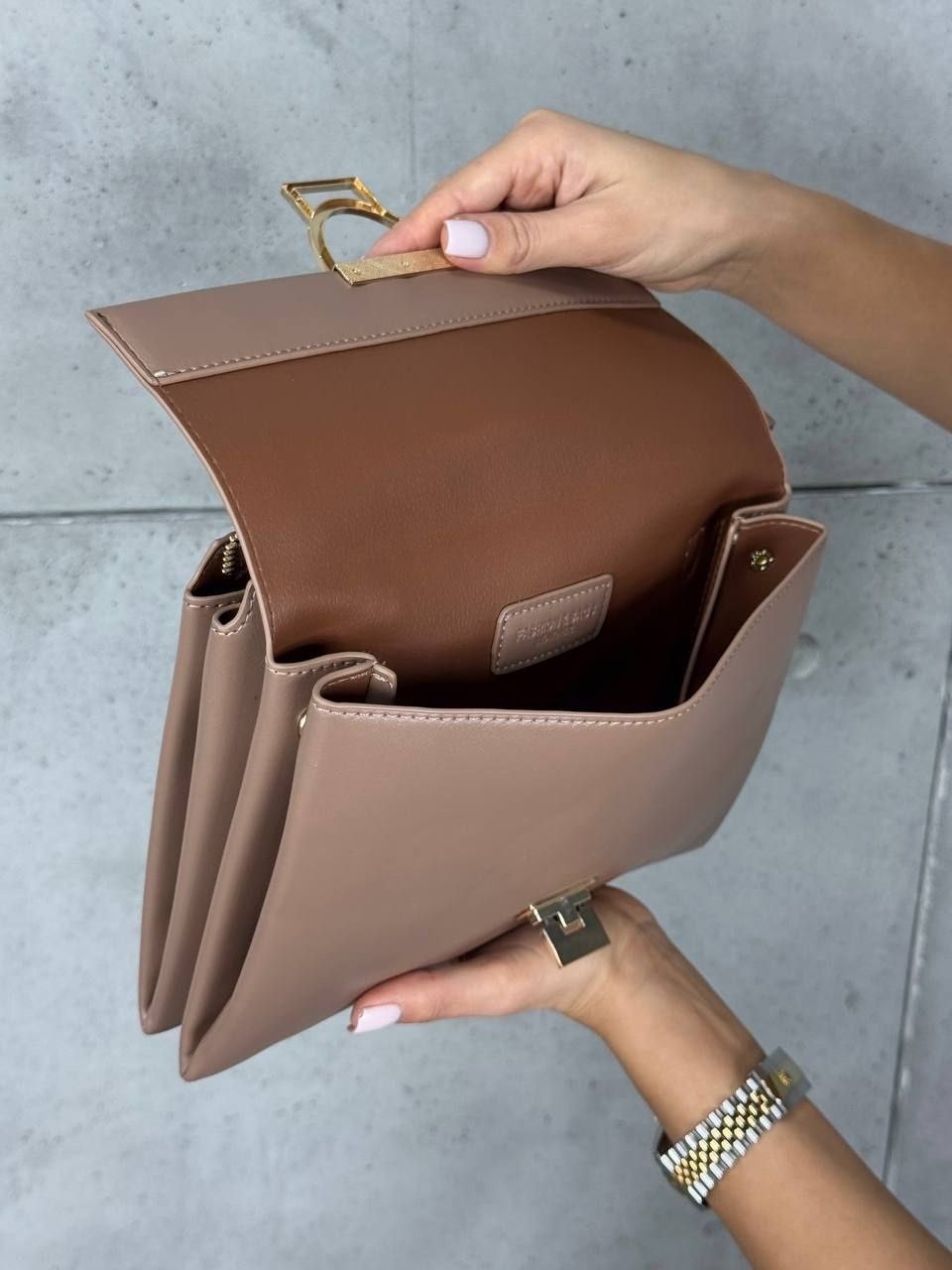 сумка женские,сумка модная,сумка женская miu miu,стильная женская сумка,женская сумка на каждый день