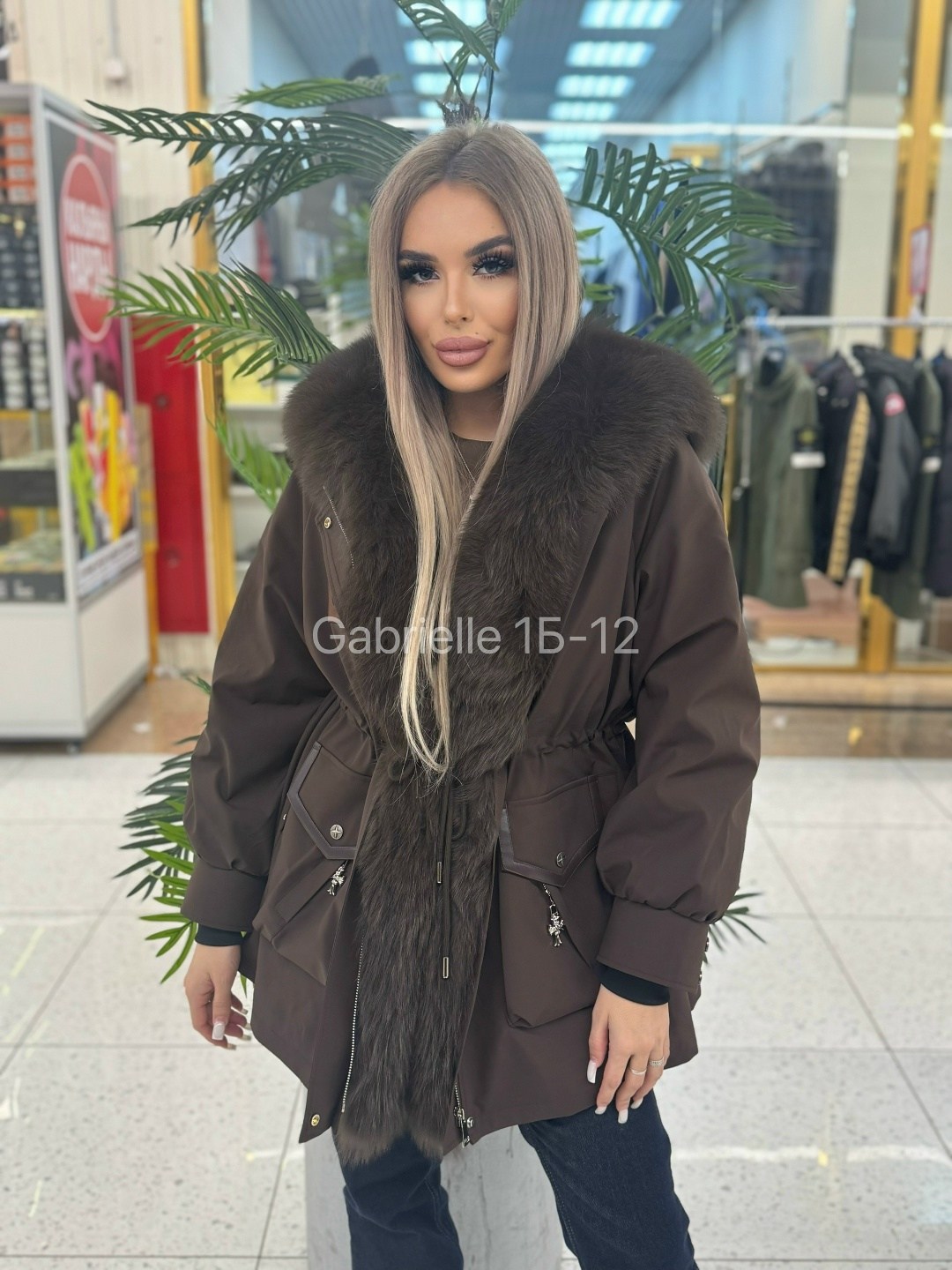 парка с натуральным мехом,парка с мехом,парка с меховым,пуховики с мехом,парка с натуральным мехом женская