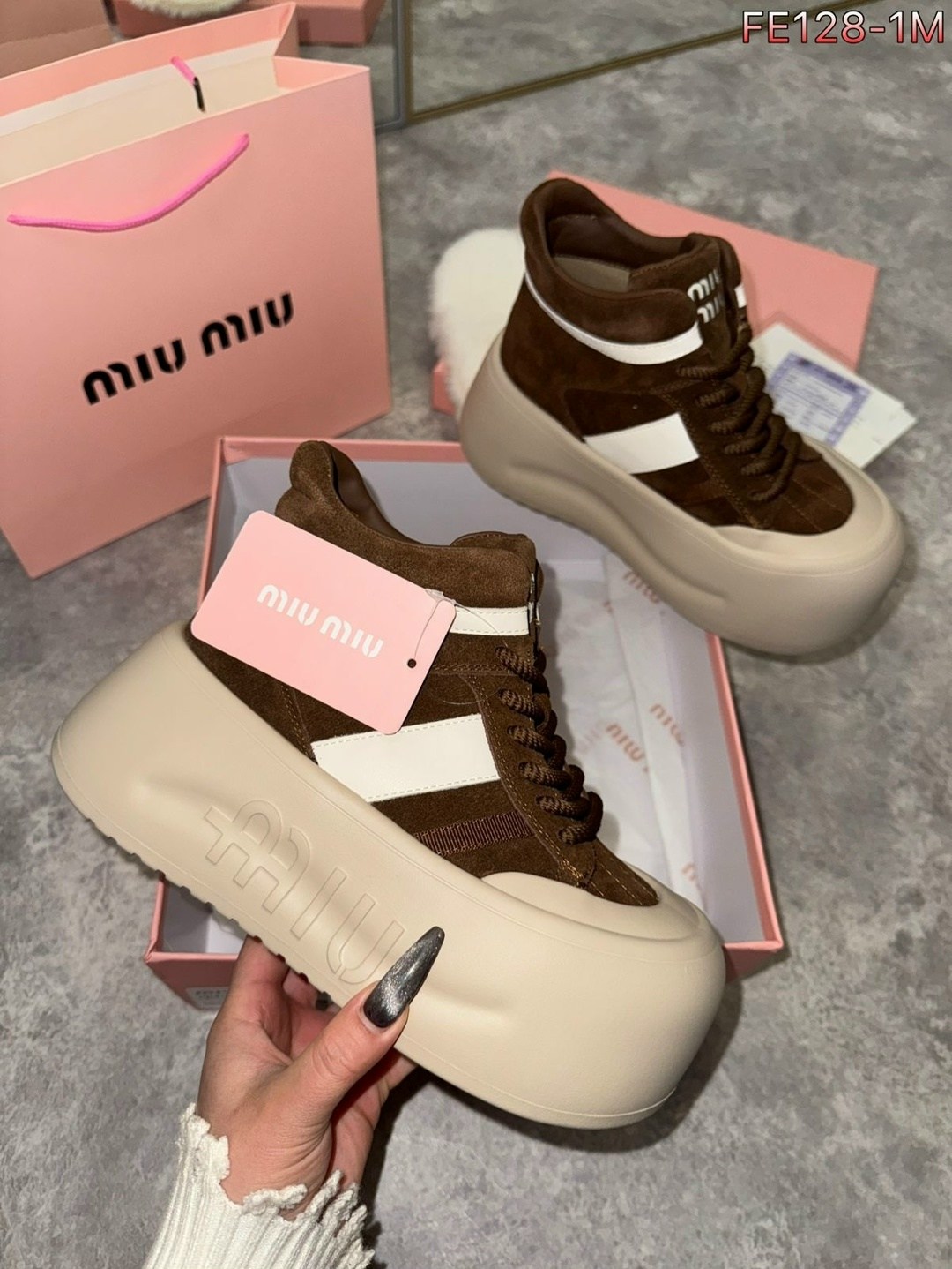 ,кеды miu miu,кеды с мехом,кроссовки miu miu,кеды miu miu женские