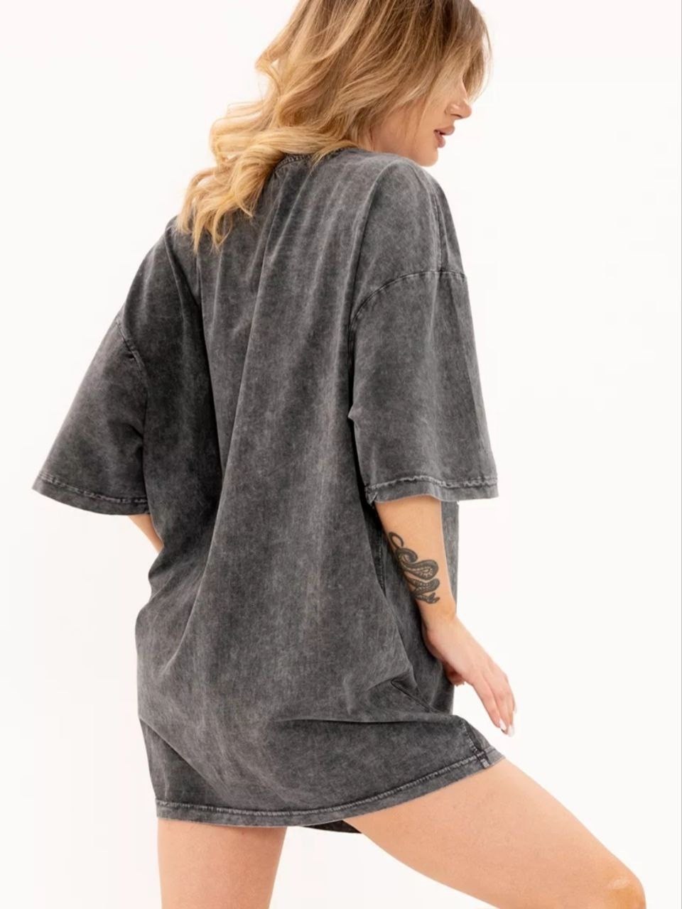 футболка варенка оверсайз удлиненная с принтом,футболка оверсайз варенка,футболки женская оверсайз,футболка варенка оверсайз удлиненная,футболки оверсайз