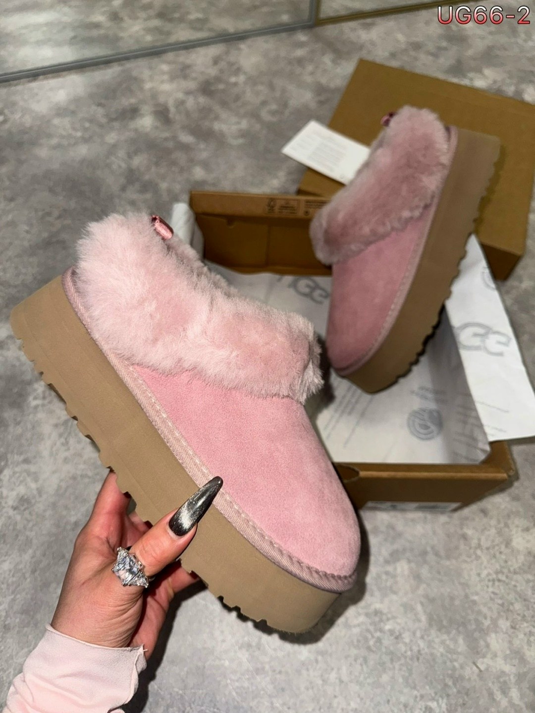 ,зимняя  женская,угги женские,женские меховые тапочки,домашние пушистые тапочки