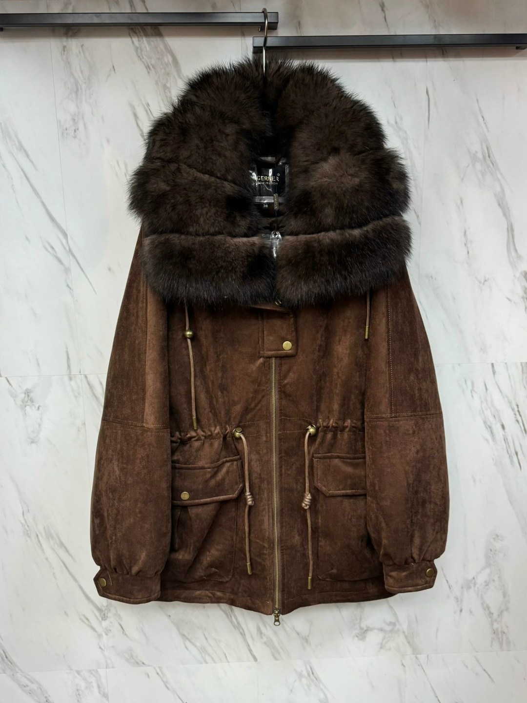 зимние куртки,парка с мехом,парка с натуральным мехом,пуховики с мехом,меховая парка