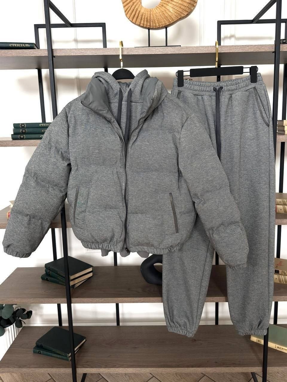 костюм с курткой,костюм тройка с курткой,куртка бомбер,куртка,спортивные костюм