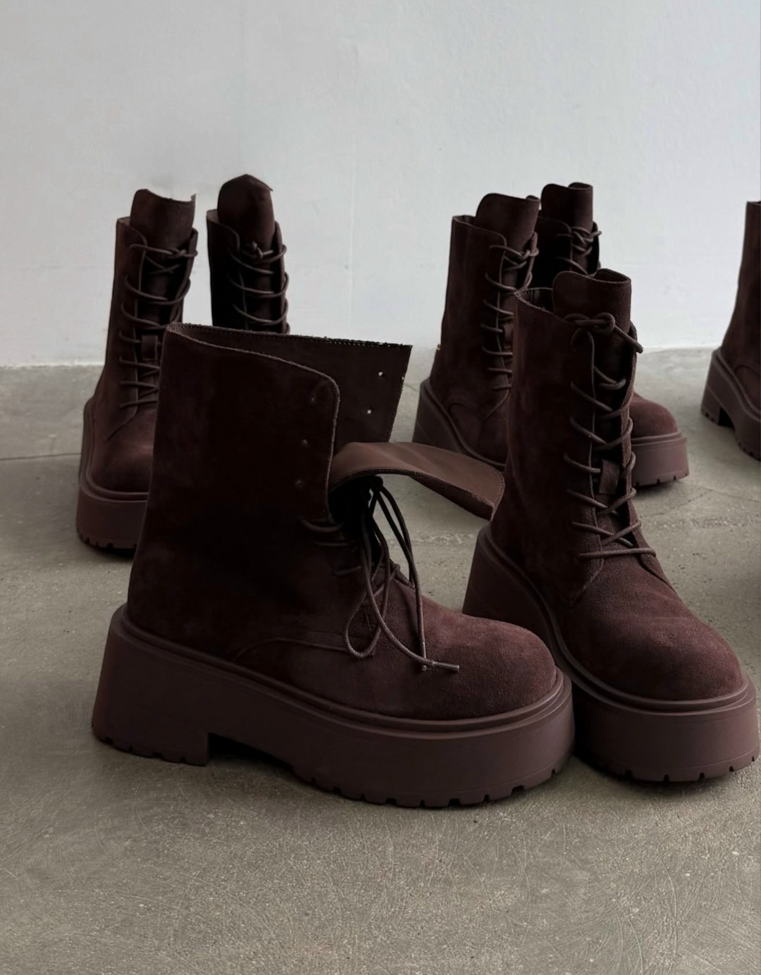 ,женские ботинки,коричневые ботинки,модные ботинки,женская  зимняя