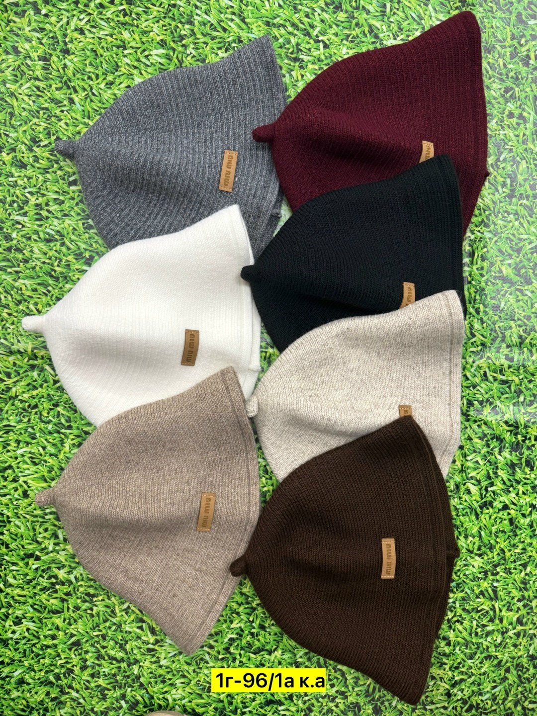 женская шляпа,женская шапка,шапка для женщин,высокая шапка,шляпа зимняя