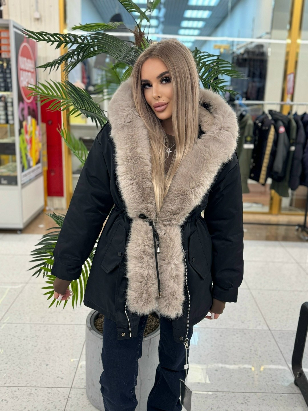 парка с натуральным мехом,парка женская с натуральным мехом,парка с мехом,парка с мехом женская зимняя,красивые зимние куртки с мехом