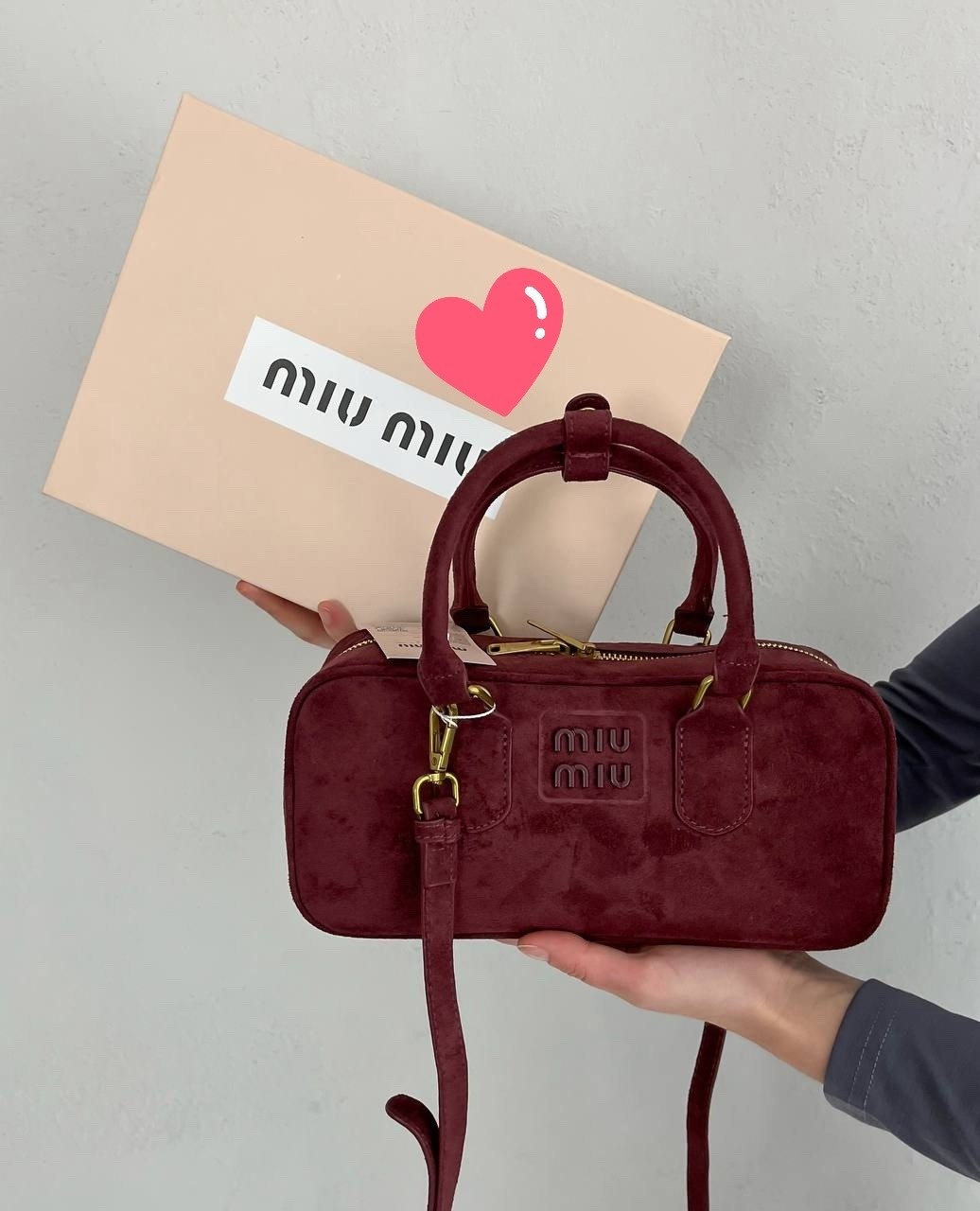 сумка miu miu,женская сумка miu miu,miu miu сумка на плечо,сумка,сумка стильная
