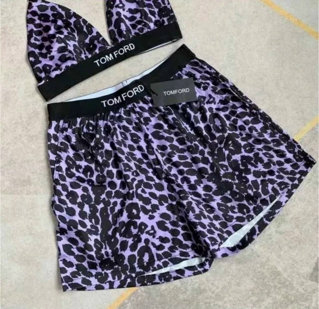 костюмчик,костюмы купальные,шелковая пижама,костюмы с шортами,пижамы женская с шортами