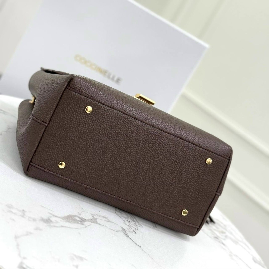 сумка coccinelle arlettis signature,сумка coccinelle arlettis,сумка coccinelle,женская сумка coccinelle,сумка