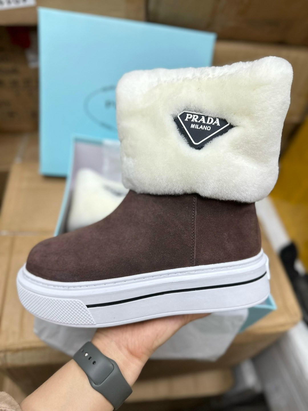 зимние ботинки prada женские,сапоги prada, женская зимняя,ботинки prada,