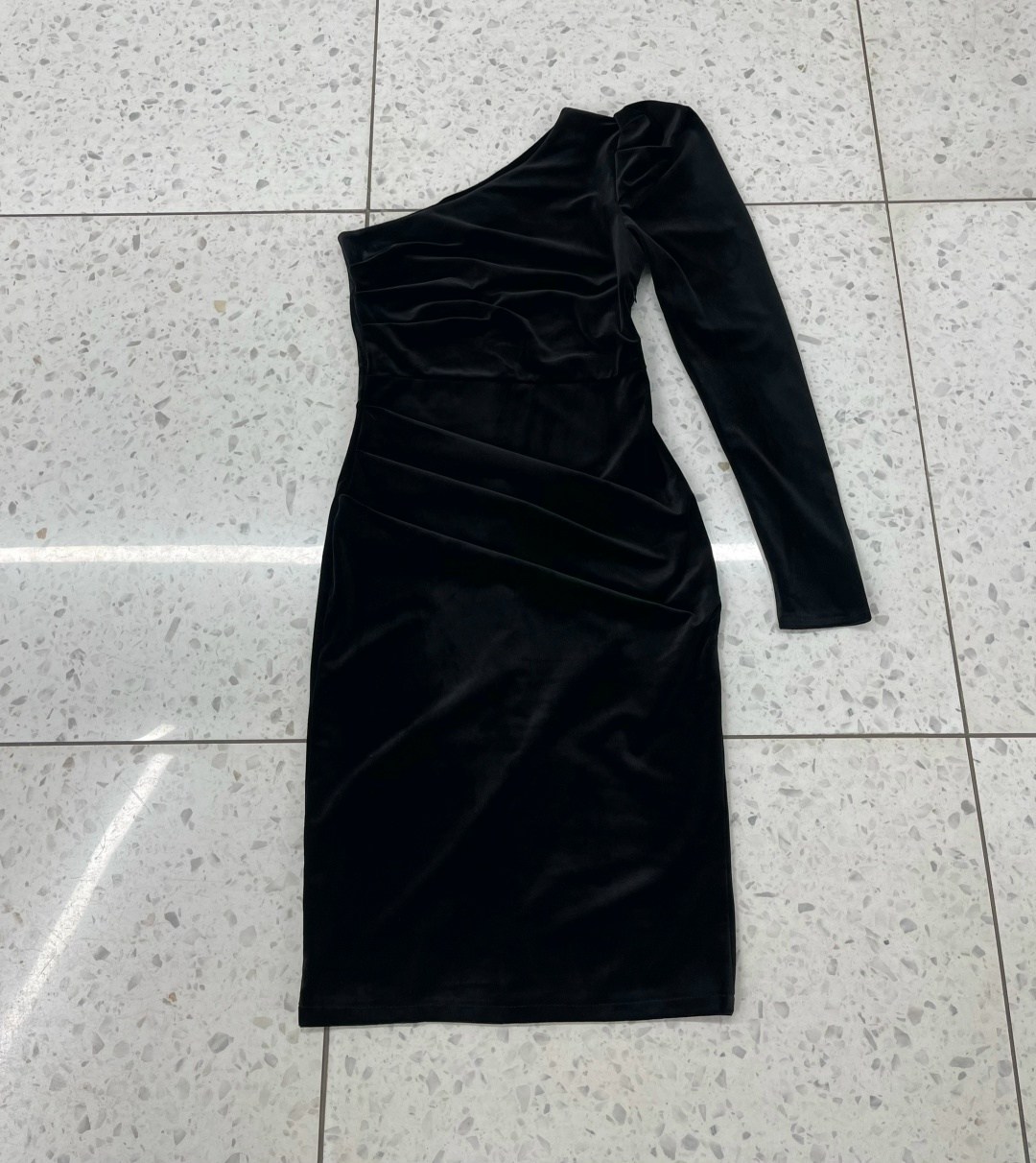 бархатное платье,платье женская,вечернее платье,облегающее платье,красное бархатное платье