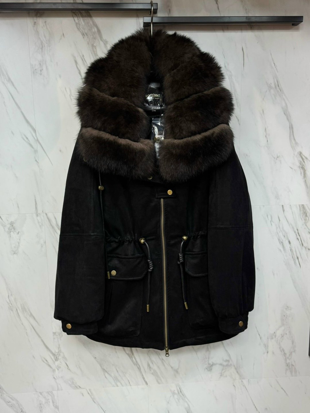 зимние куртки,парка с мехом,парка с натуральным мехом,пуховики с мехом,меховая парка