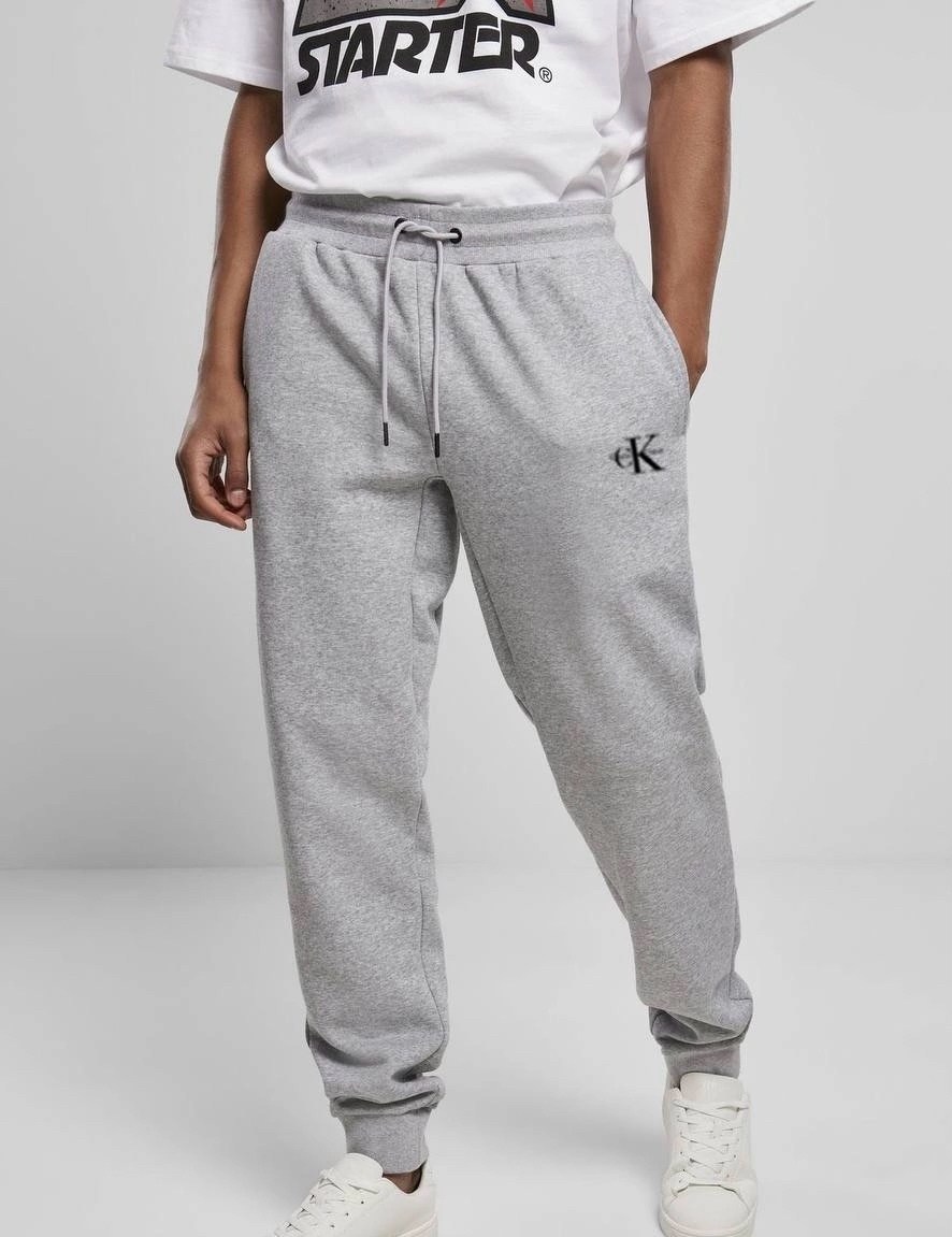 nike club cuffed joggers in black,спортивные штаны найк мужские,брюки спортивные джоггеры найк,джоггеры найк,штаны найк асос