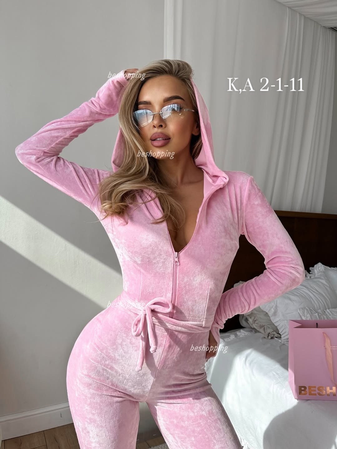 велюровые костюмы,женский велюровый костюм,велюровый костюм тройка женский,велюровый комбинезон,велюровый спортивная костюм