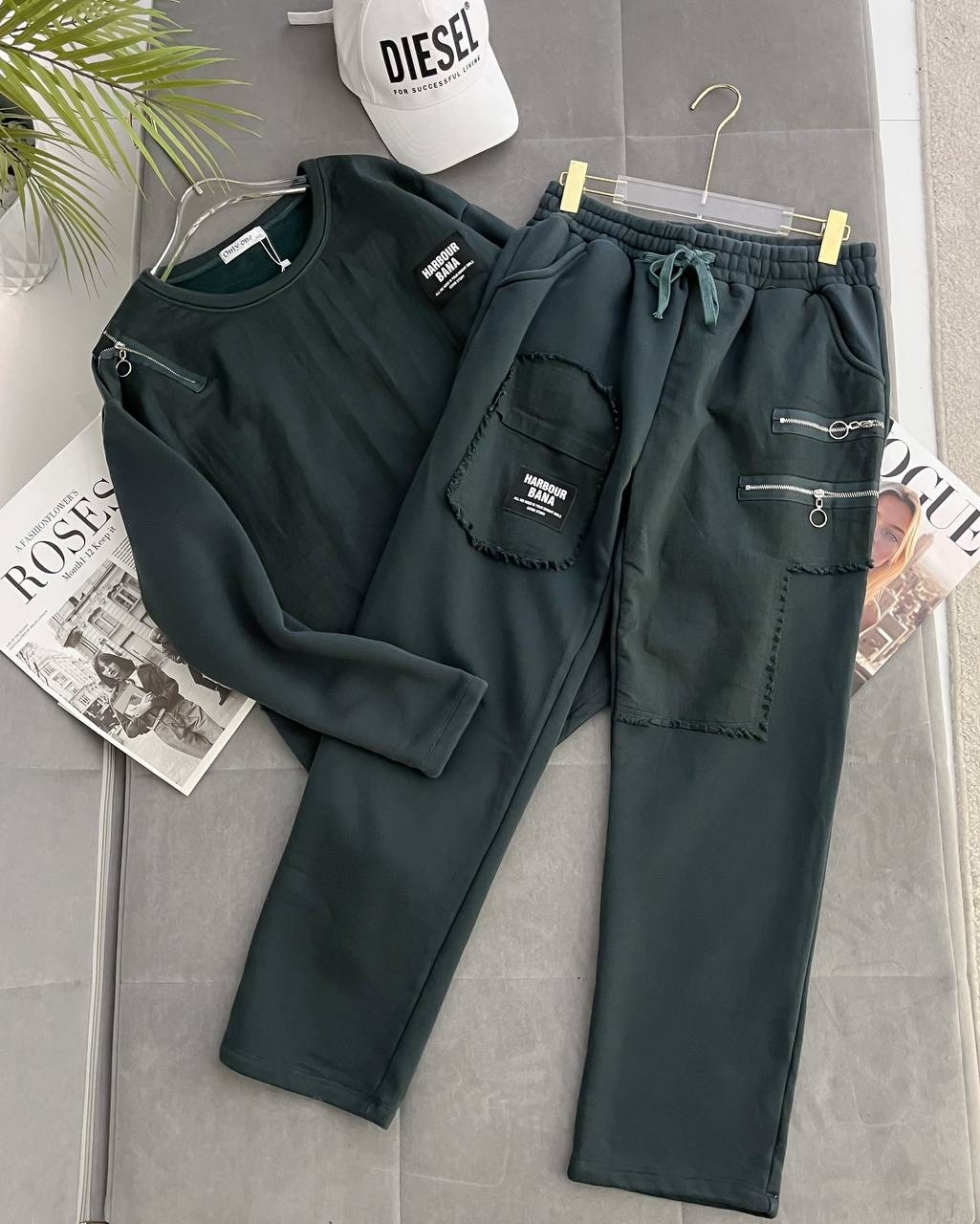 костюмы брючные,спортивные костюм,костюмы комплекты,свитшот и брюки,женский спортивный костюм