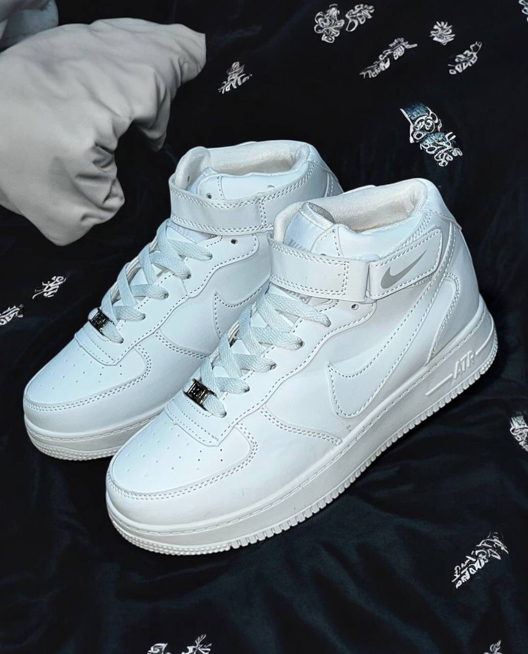 зимние кроссовки мужские найк белые аир форсе,кросcовки nike air force 1,зимние кроссовки nike air force,белые кроссовки найк,кроссовки найк аир форс