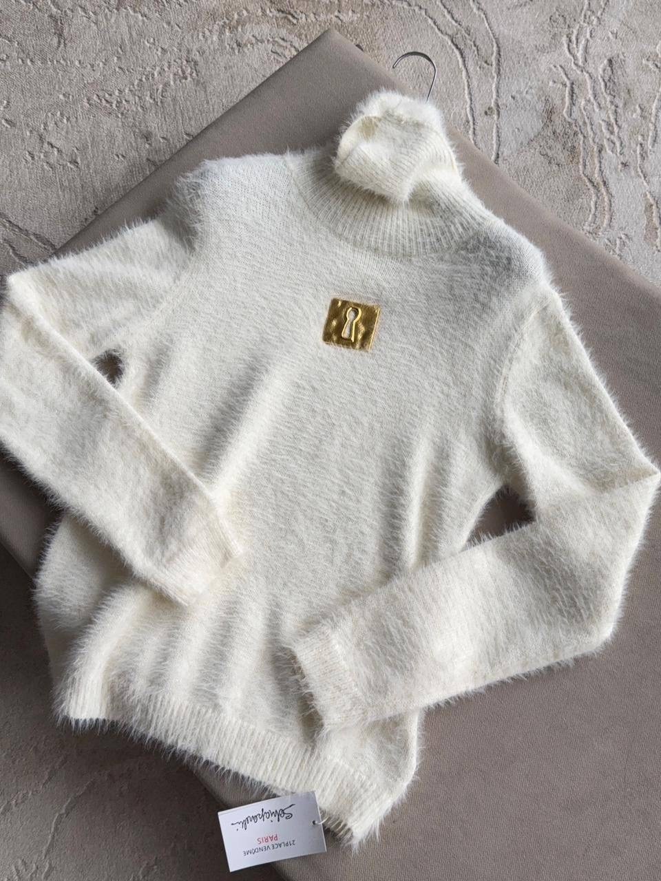 свитер из ангоры,свитера женские,кофта свитер,модный джемпер,пушистый свитер