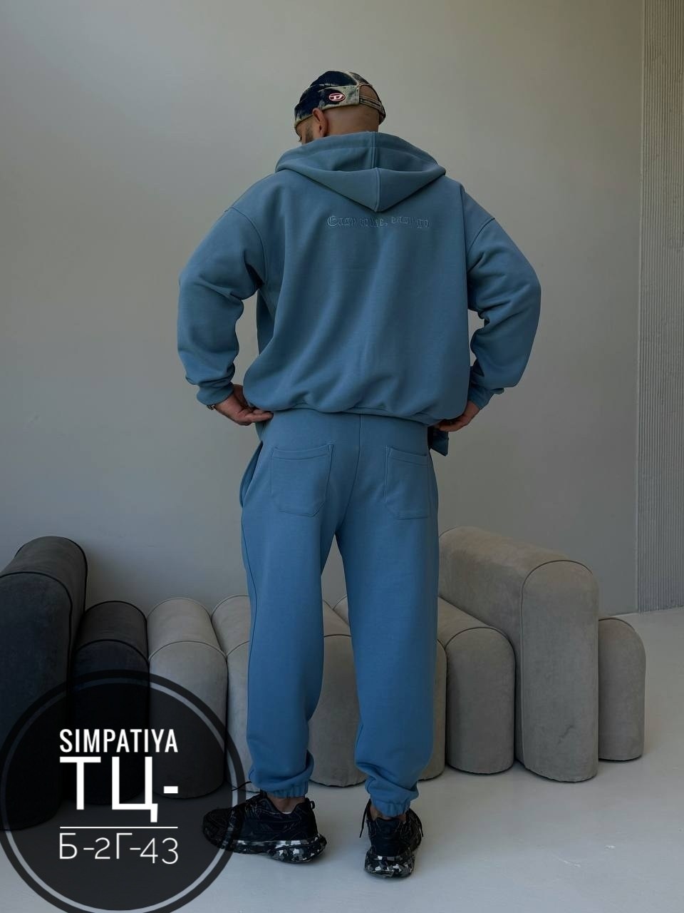 спортивные костюм,трикотажные костюмы,костюмы спортивные женские,парные спорт костюмы ,толстовка мужской