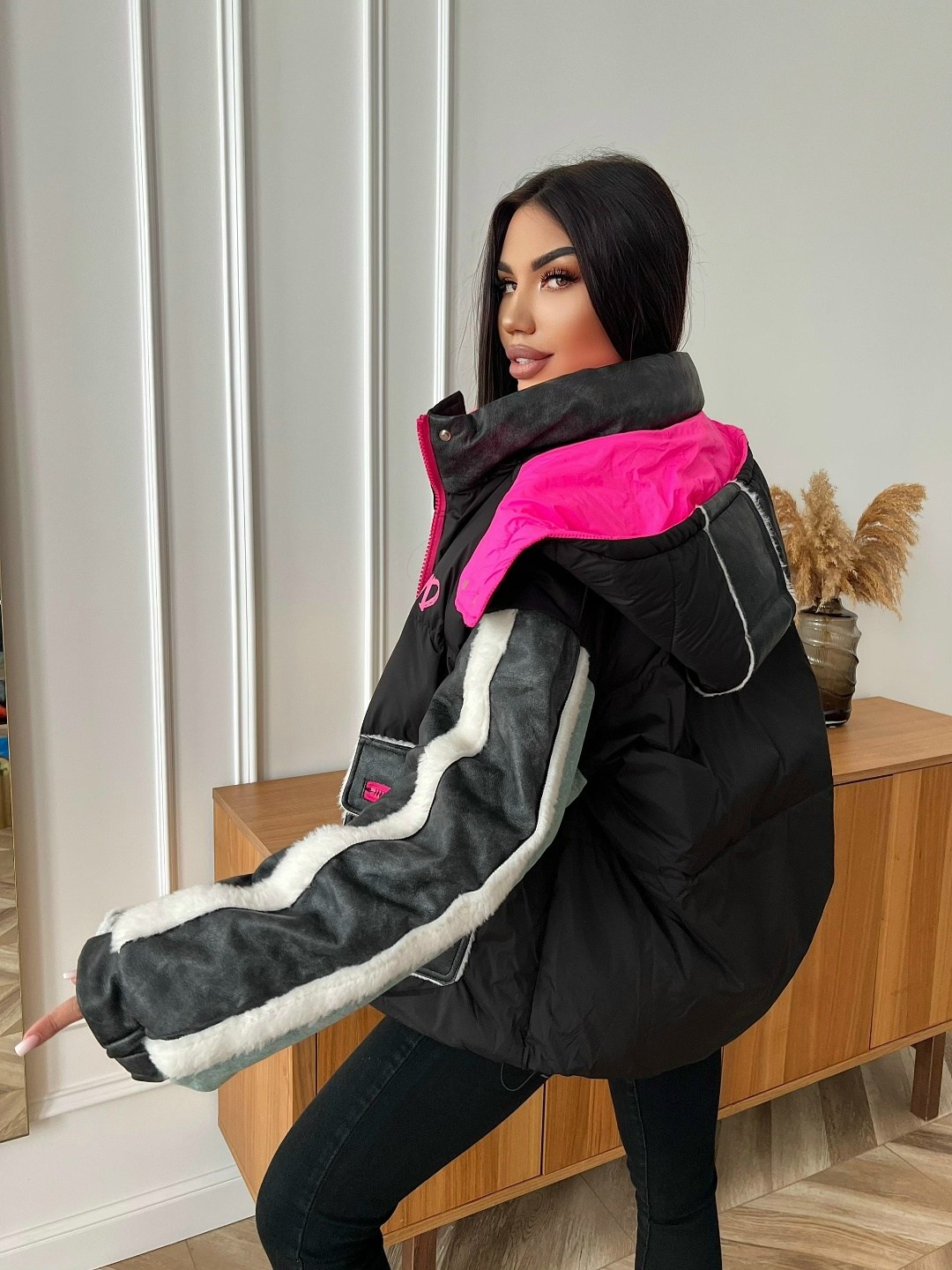 куртка стильная,куртки ,куртка,куртка комбинированная,женская куртка