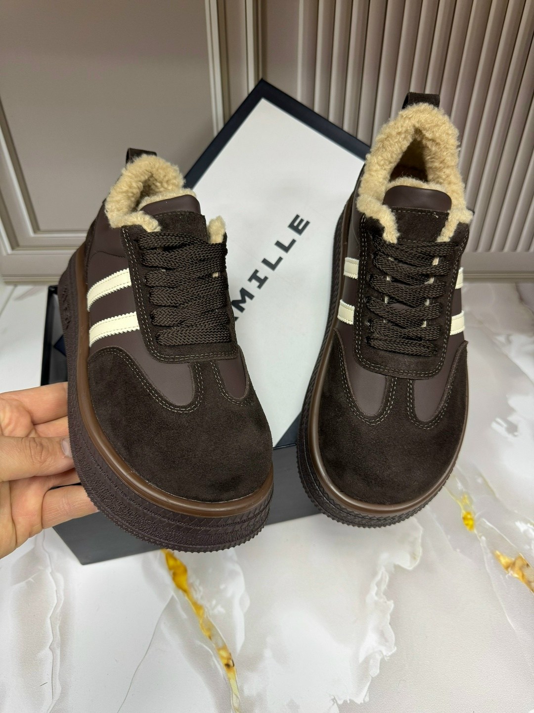 ,кроссовки женскиe,женская ,кроссовки замшевые,теплые кроссовки