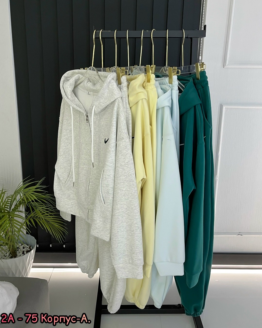костюм спортивный на флисе,спортивные костюм,костюм на флисе,женский костюм на флисе,спортивные костюмы женские