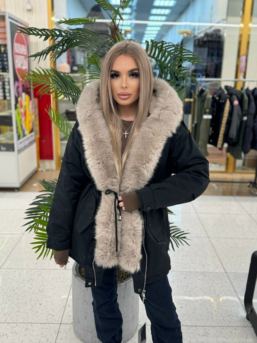 парка с натуральным мехом,парка женская с натуральным мехом,парка с мехом,парка с мехом женская зимняя,красивые зимние куртки с мехом