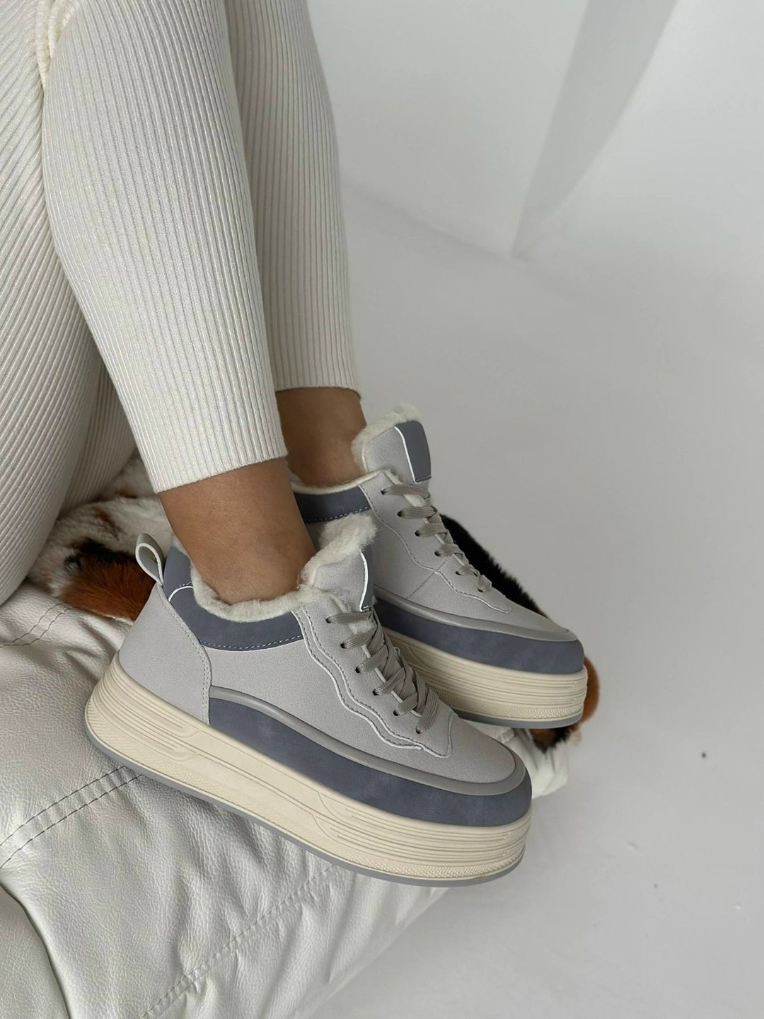 ,кроссовки женскиe,кроссовки женские зимние, женская,теплые кроссовки