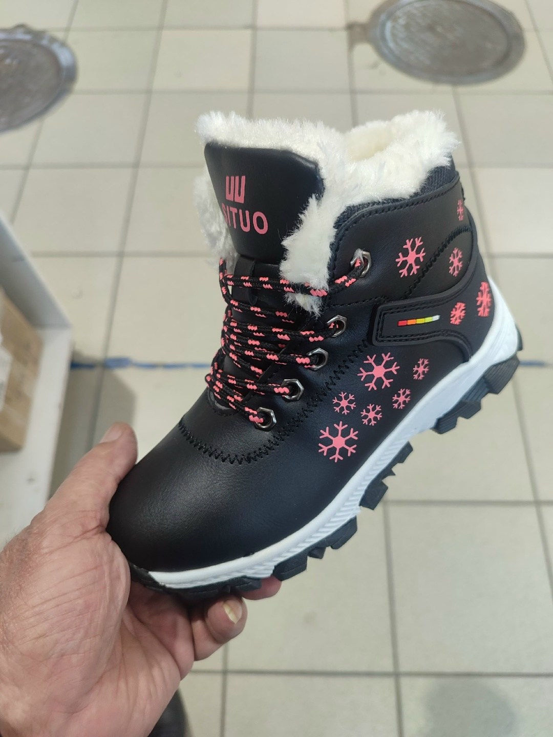 зимние ботинки,,ботинки детские зимние,ботинка женские зимние,зимняя